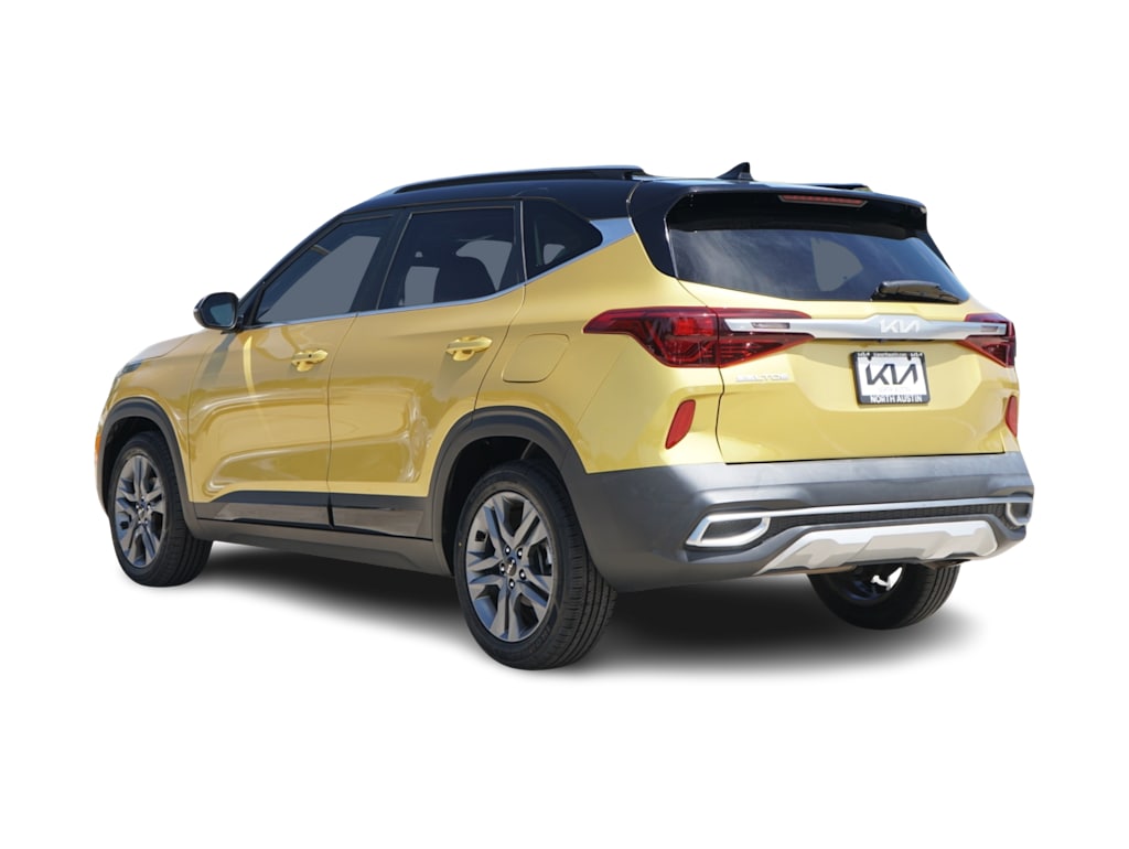 Thumbnail: 2023 Kia Seltos - 4