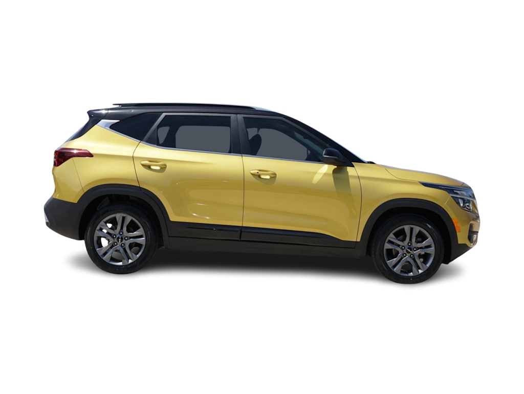Thumbnail: 2023 Kia Seltos - 15