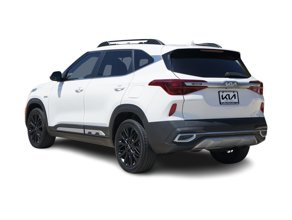 Thumbnail: 2022 Kia Seltos - 4