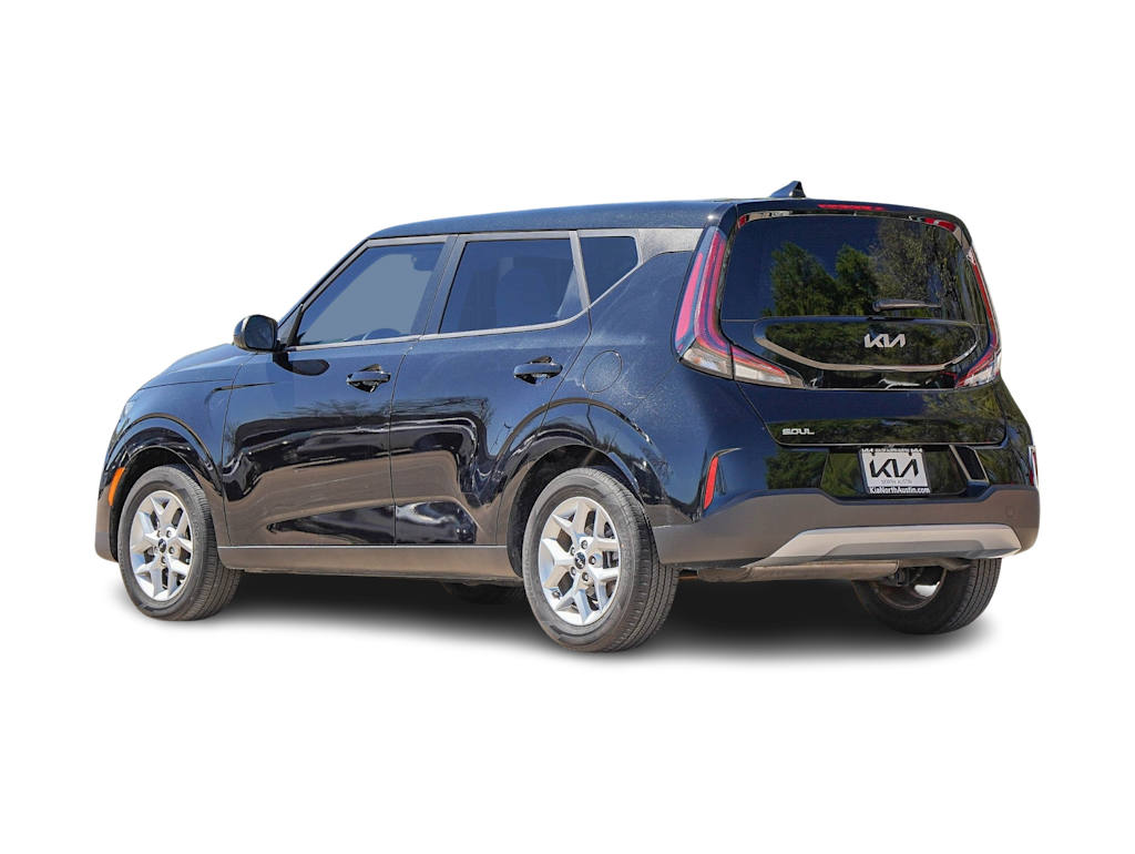 Thumbnail: 2023 Kia Soul - 4