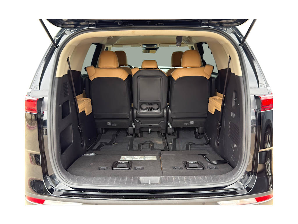 Thumbnail: 2023 Kia Carnival - 17