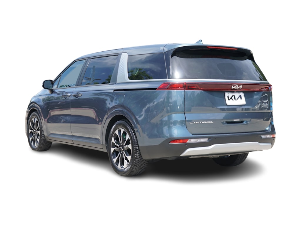 Thumbnail: 2022 Kia Carnival - 4