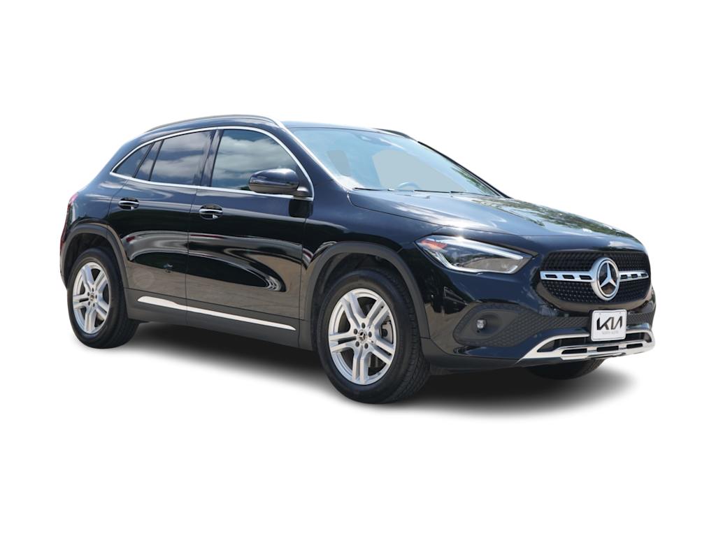 Thumbnail: 2021 Mercedes-Benz GLA - 16