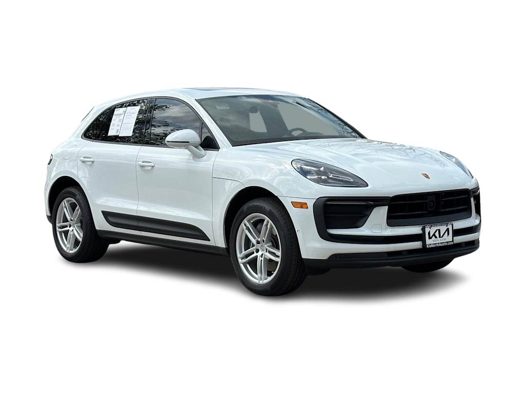 Thumbnail: 2024 Porsche Macan - 19