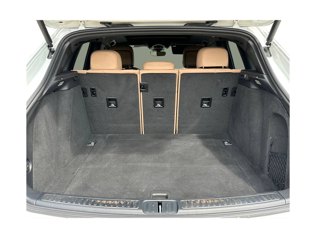 Thumbnail: 2024 Porsche Macan - 15