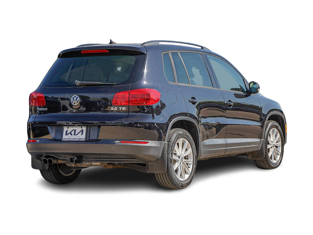Thumbnail: 2015 Volkswagen Tiguan - 18