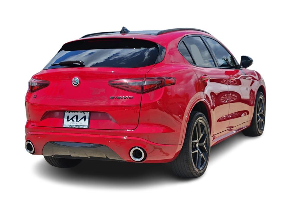 Thumbnail: 2021 Alfa Romeo Stelvio - 19
