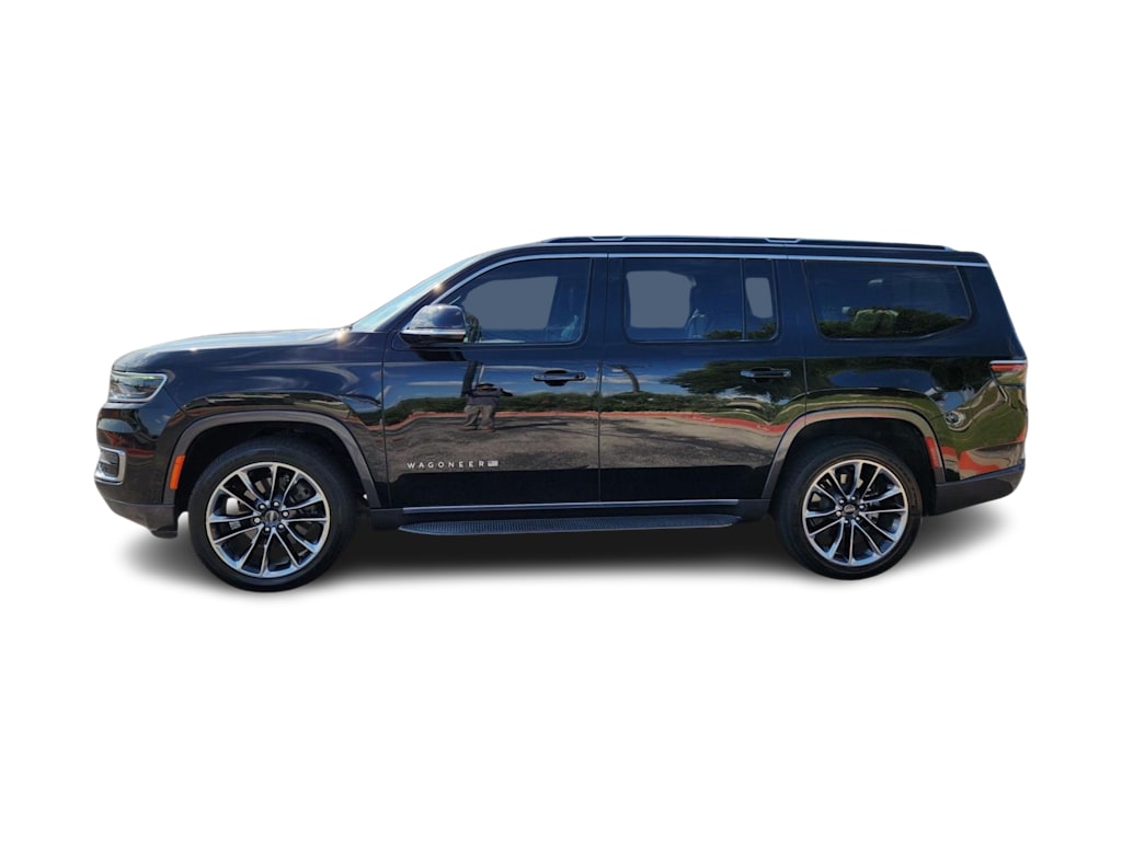 Thumbnail: 2022 Jeep Wagoneer - 3