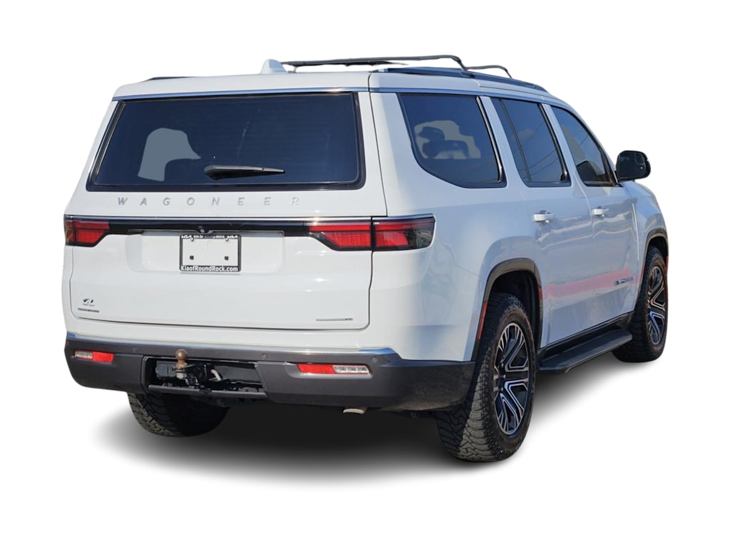 Thumbnail: 2022 Jeep Wagoneer - 15