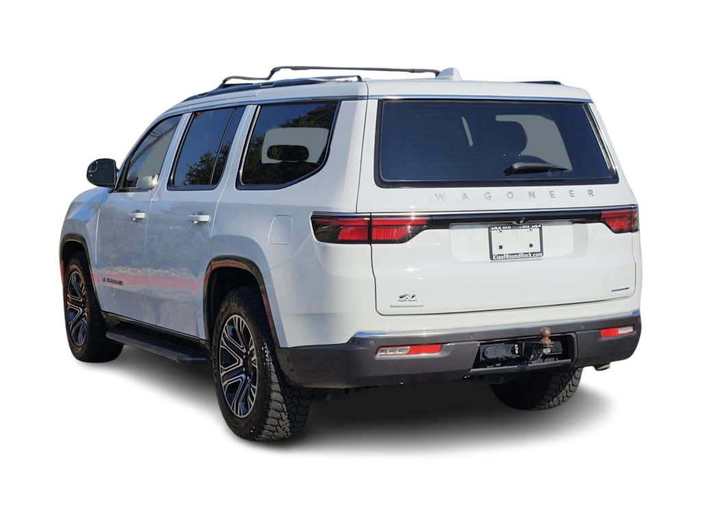 Thumbnail: 2022 Jeep Wagoneer - 4