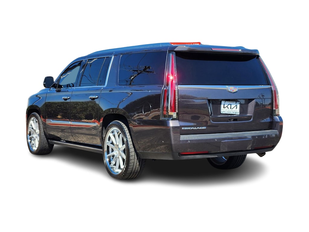 Thumbnail: 2018 Cadillac Escalade - 4