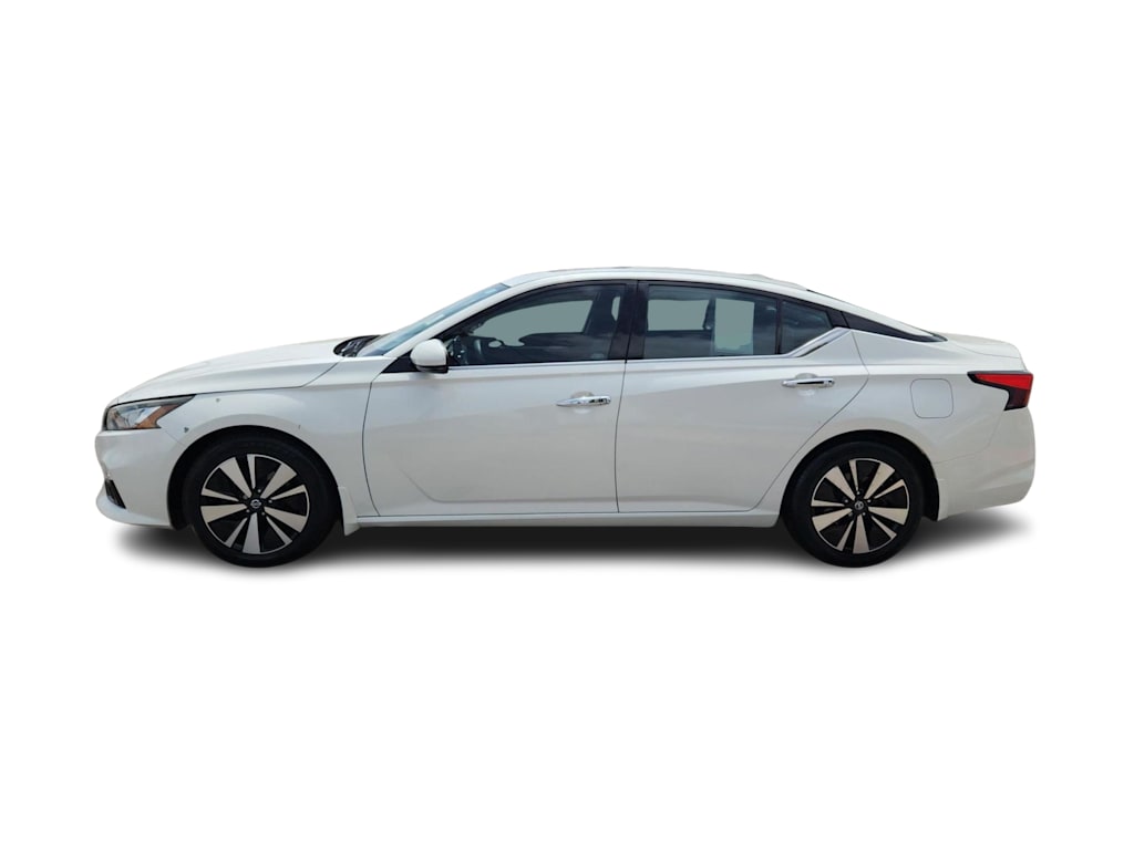 Thumbnail: 2019 Nissan Altima - 3