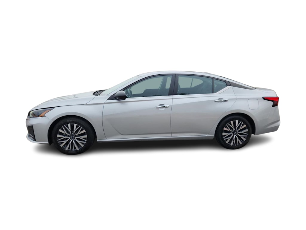 Thumbnail: 2024 Nissan Altima - 3