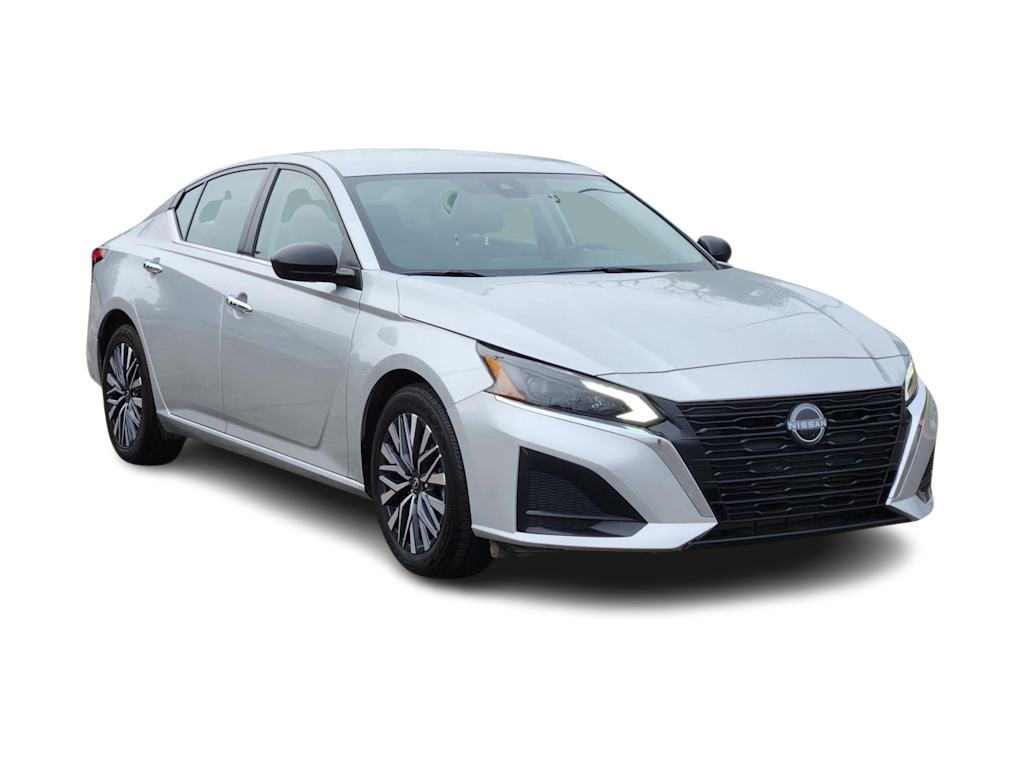 Thumbnail: 2024 Nissan Altima - 17
