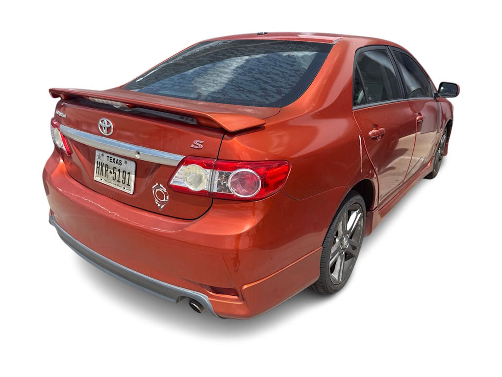 Thumbnail: 2013 Toyota Corolla - 13