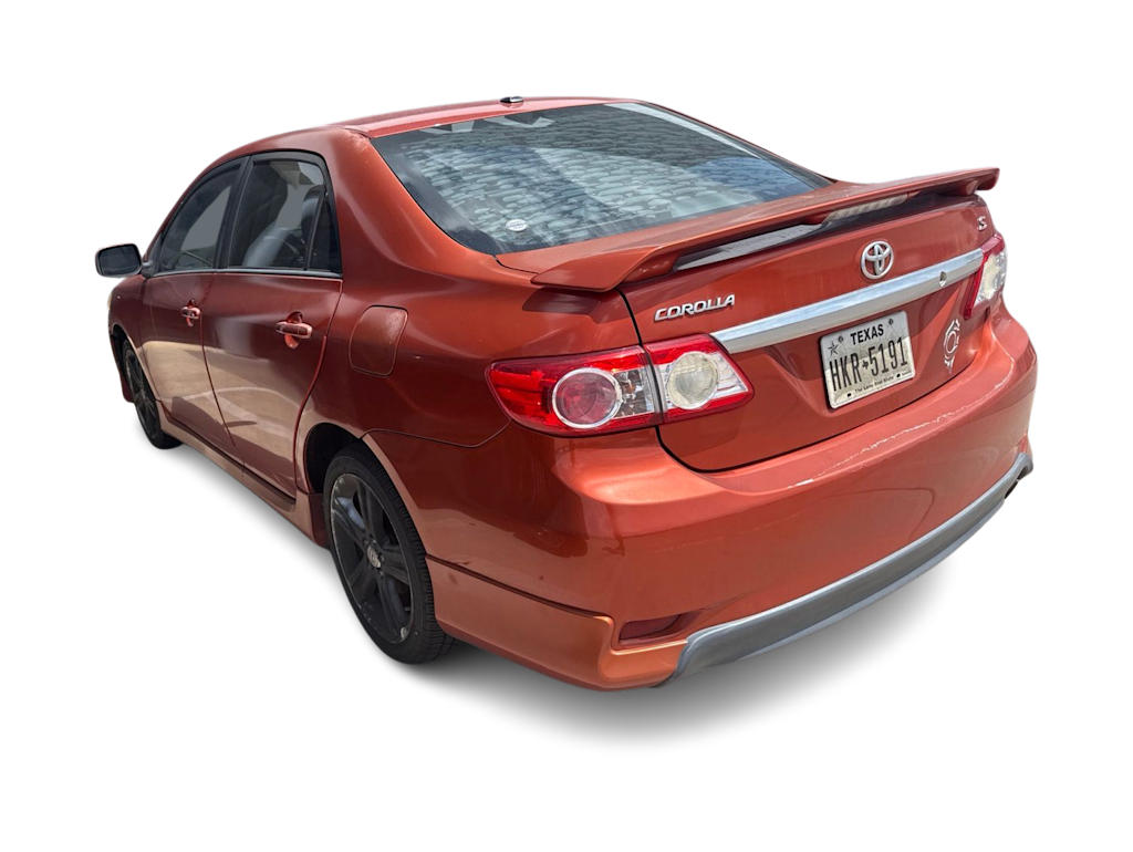 Thumbnail: 2013 Toyota Corolla - 2