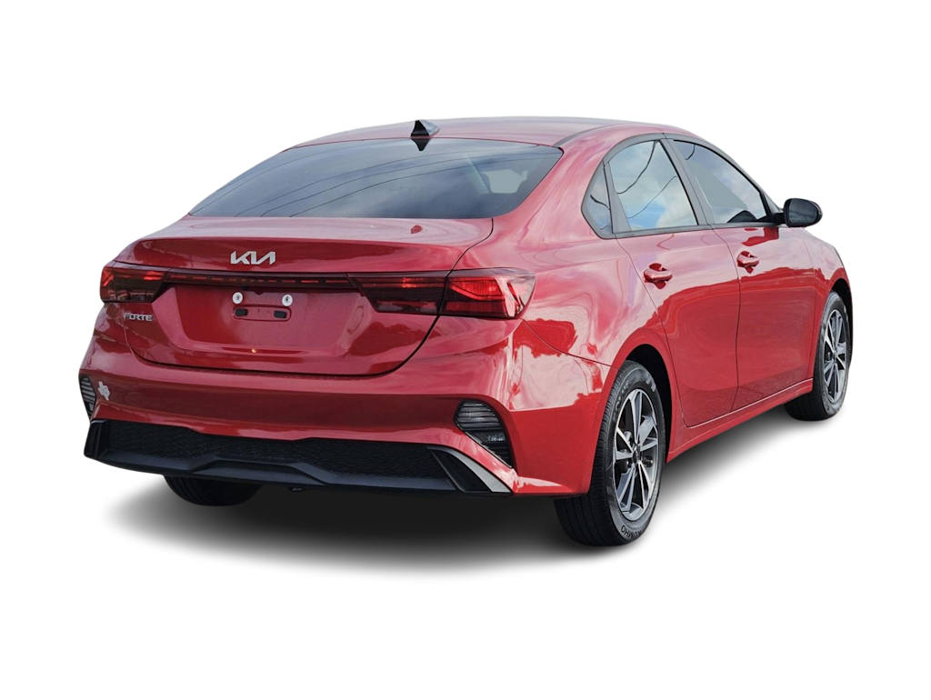 Thumbnail: 2024 Kia Forte - 18
