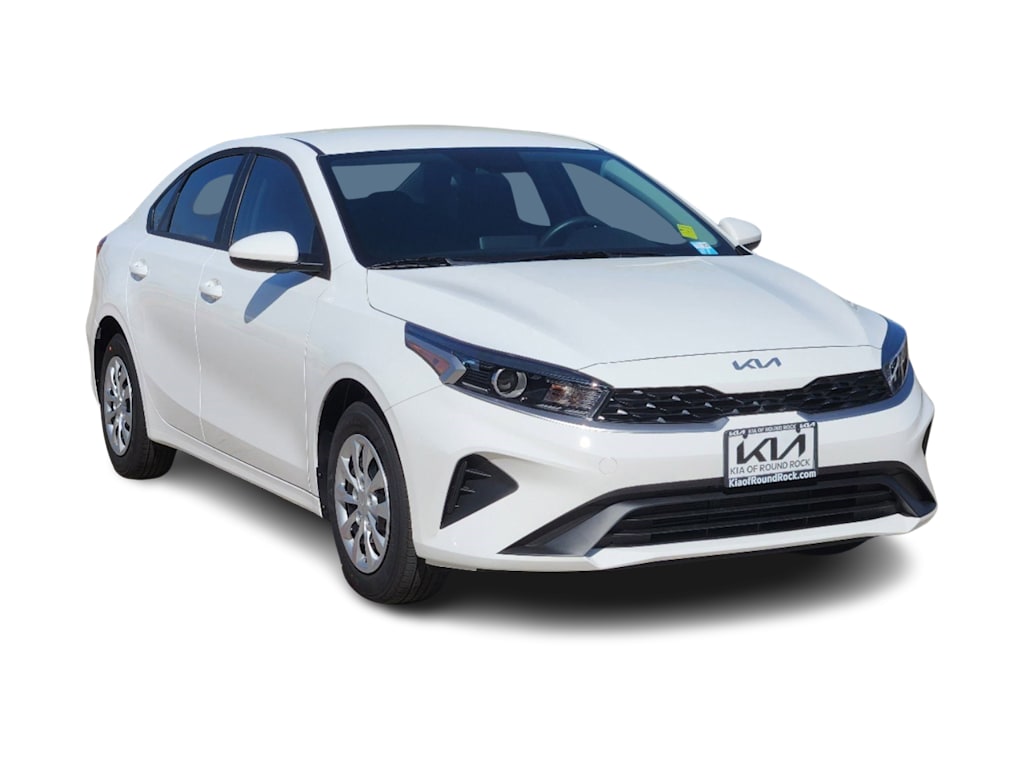 2024 Kia Forte LX 13