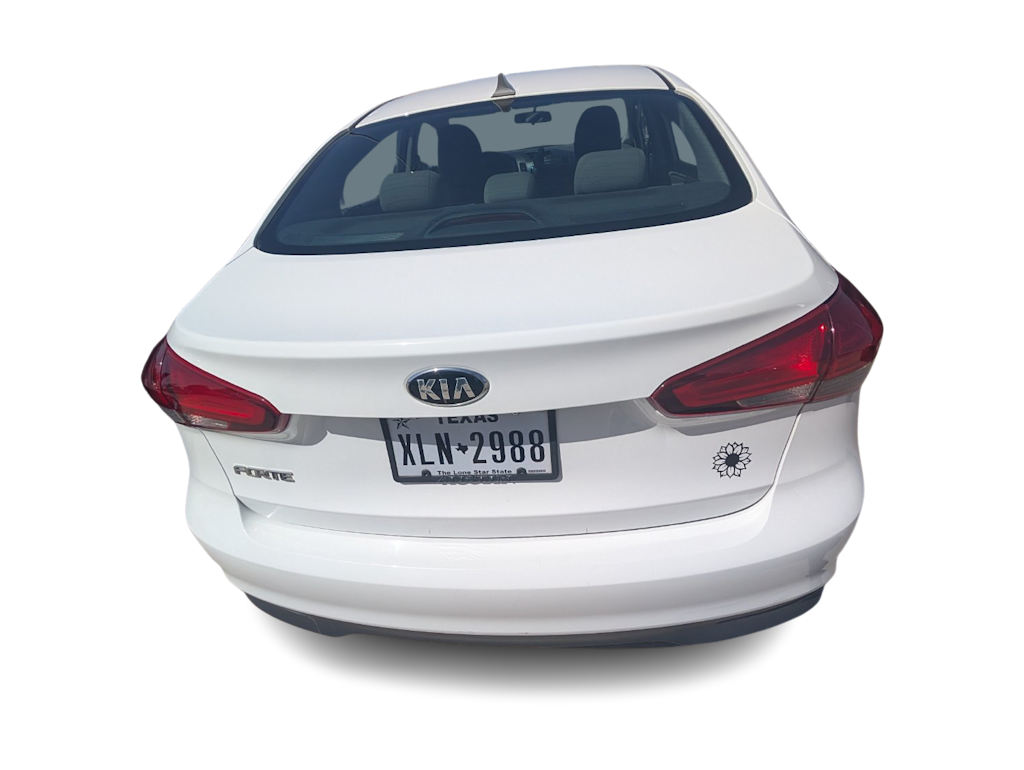 Thumbnail: 2017 Kia Forte - 3