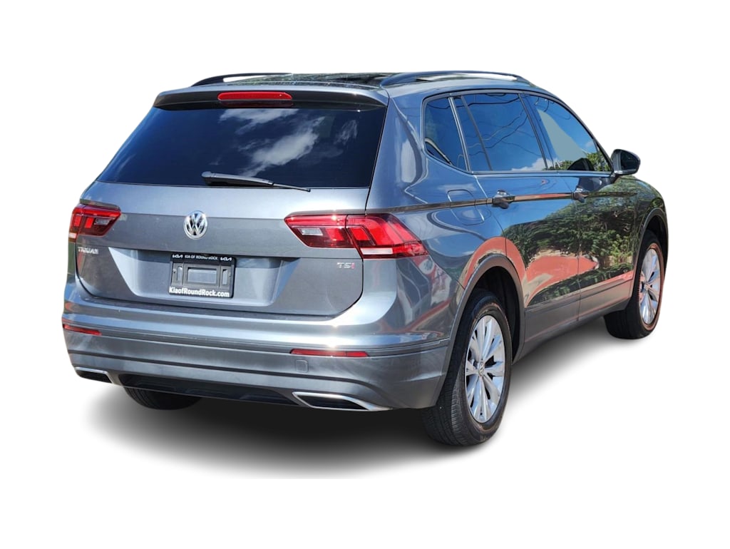 Thumbnail: 2018 Volkswagen Tiguan - 18