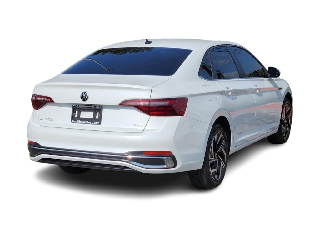 Thumbnail: 2024 Volkswagen Jetta - 18