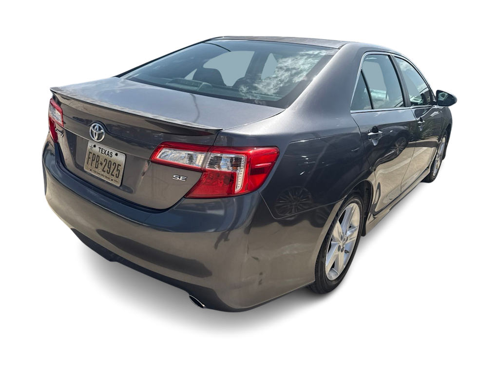 Thumbnail: 2014 Toyota Camry - 8