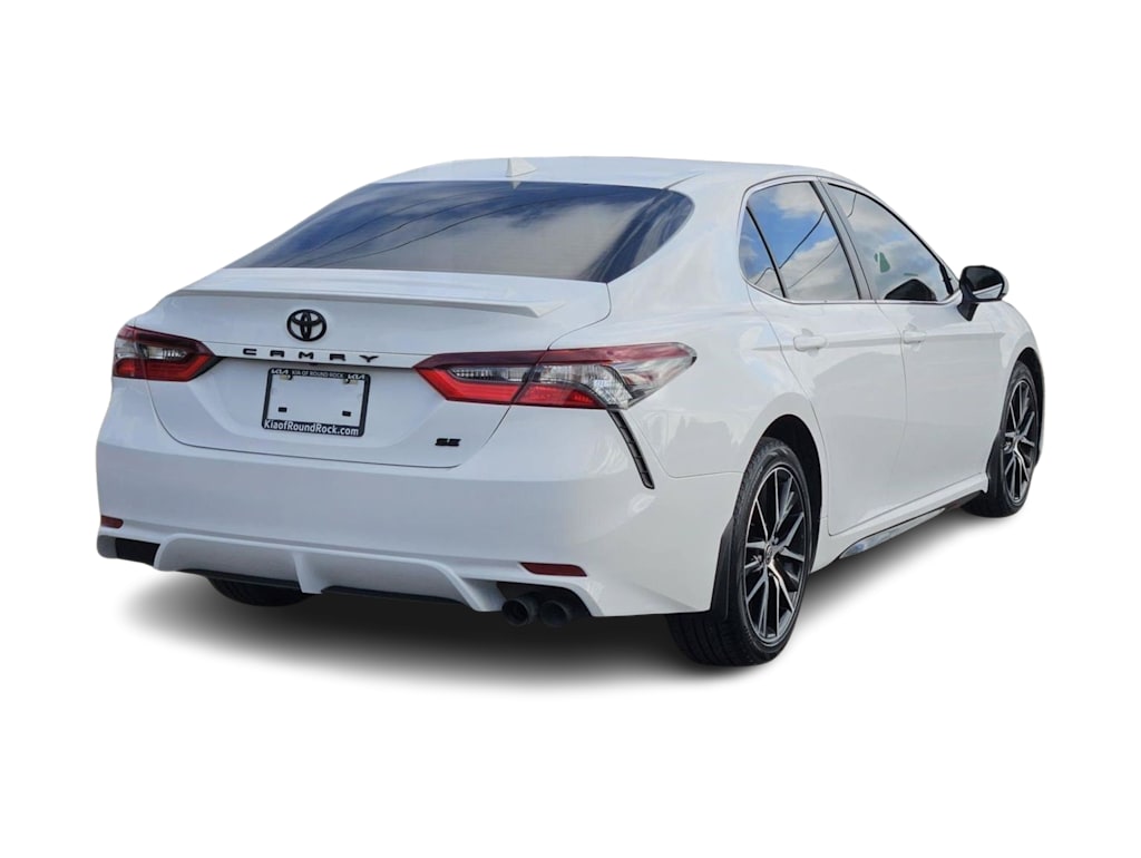 Thumbnail: 2022 Toyota Camry - 18