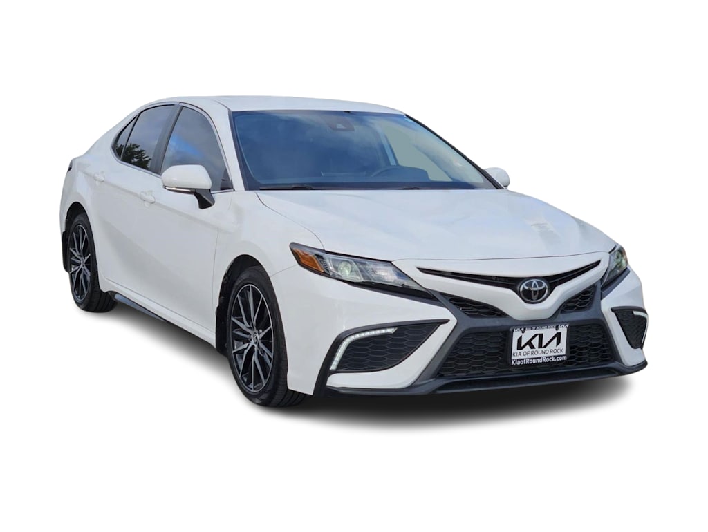 Thumbnail: 2022 Toyota Camry - 17