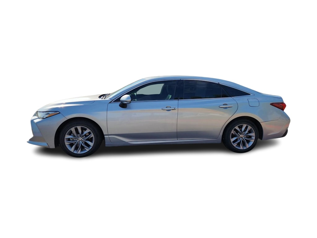 Thumbnail: 2022 Toyota Avalon - 3