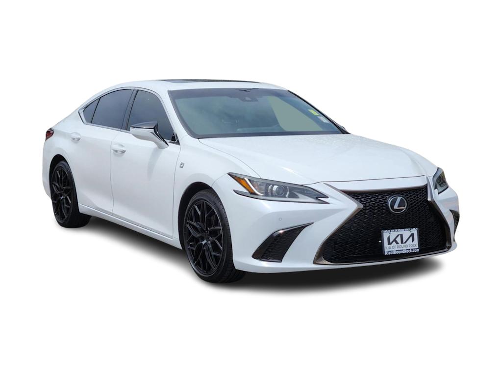 Thumbnail: 2020 Lexus ES - 17
