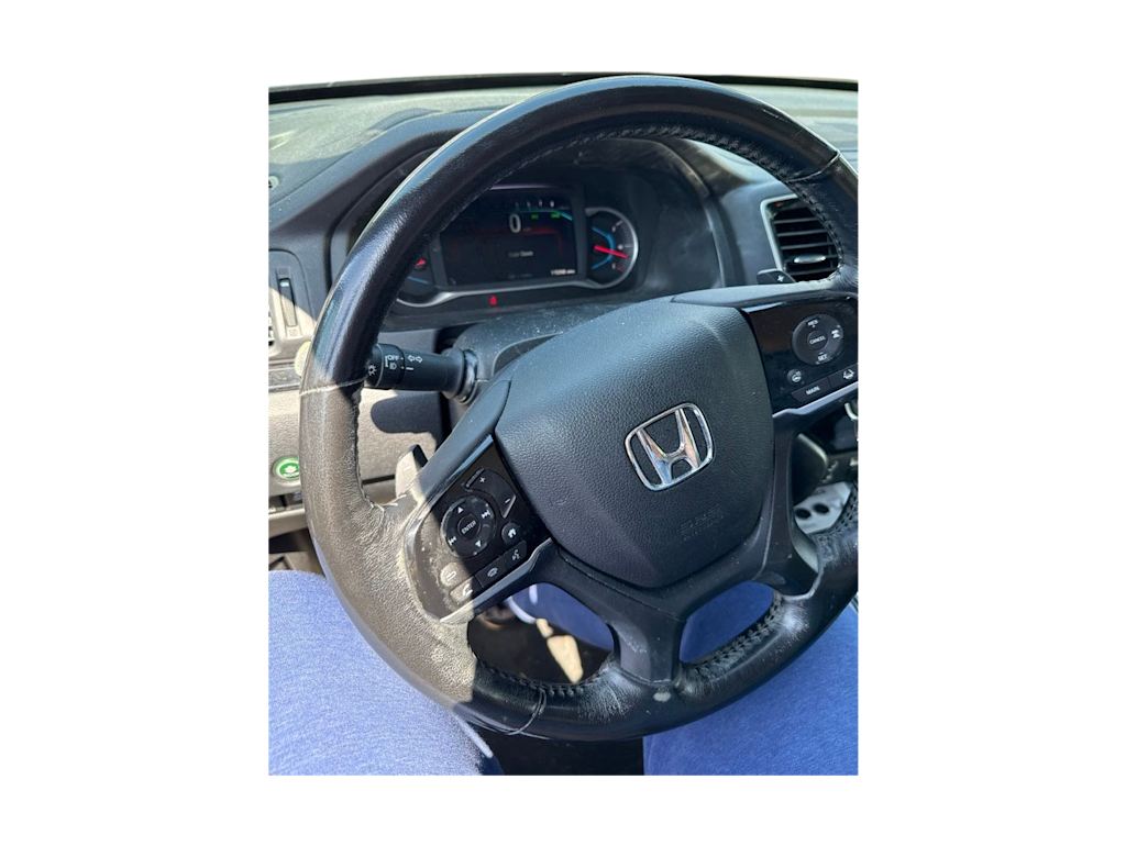 Thumbnail: 2019 Honda Pilot - 2