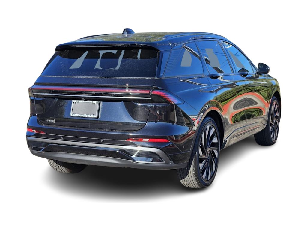 Thumbnail: 2024 Lincoln Nautilus - 18