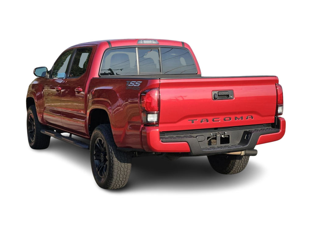Thumbnail: 2021 Toyota Tacoma - 16