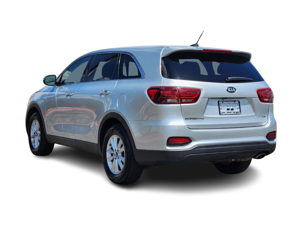 Thumbnail: 2020 Kia Sorento - 4