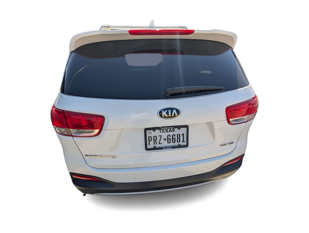 Thumbnail: 2017 Kia Sorento - 4
