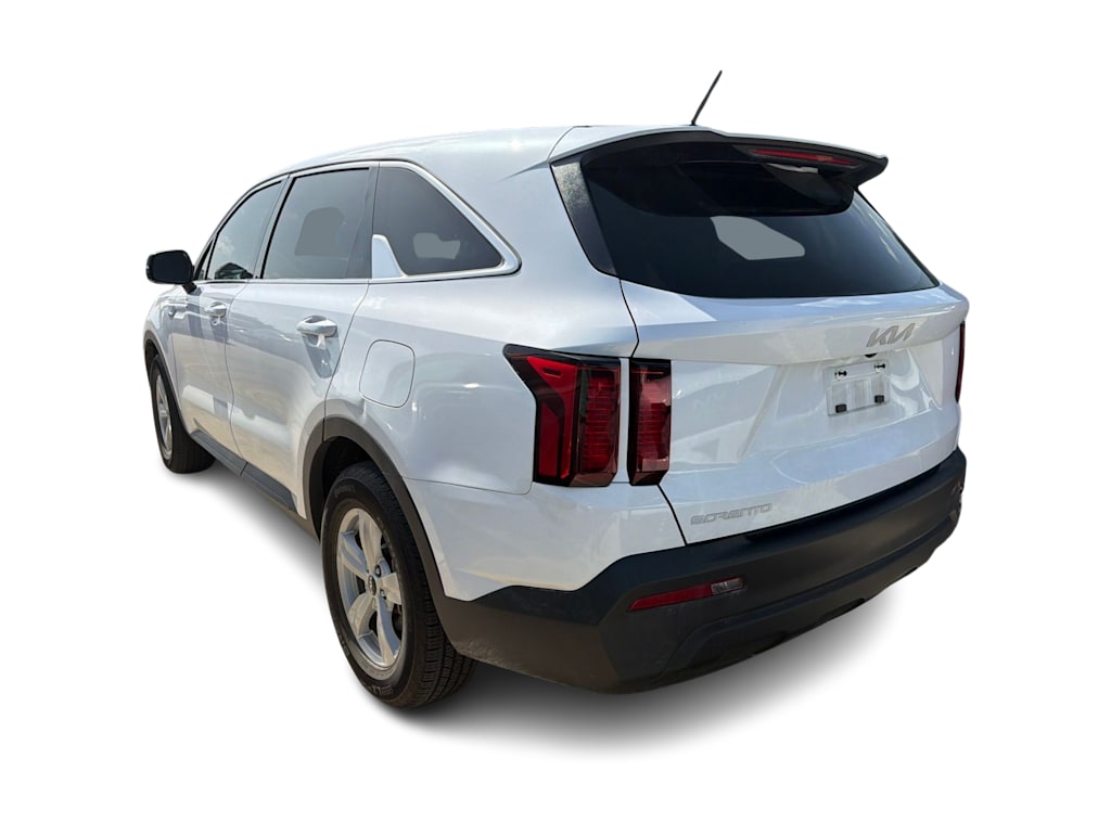 Thumbnail: 2023 Kia Sorento - 3