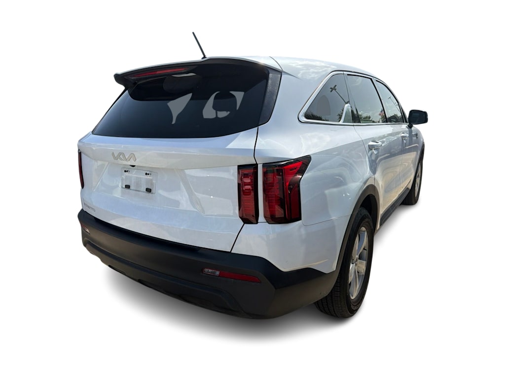 Thumbnail: 2023 Kia Sorento - 13