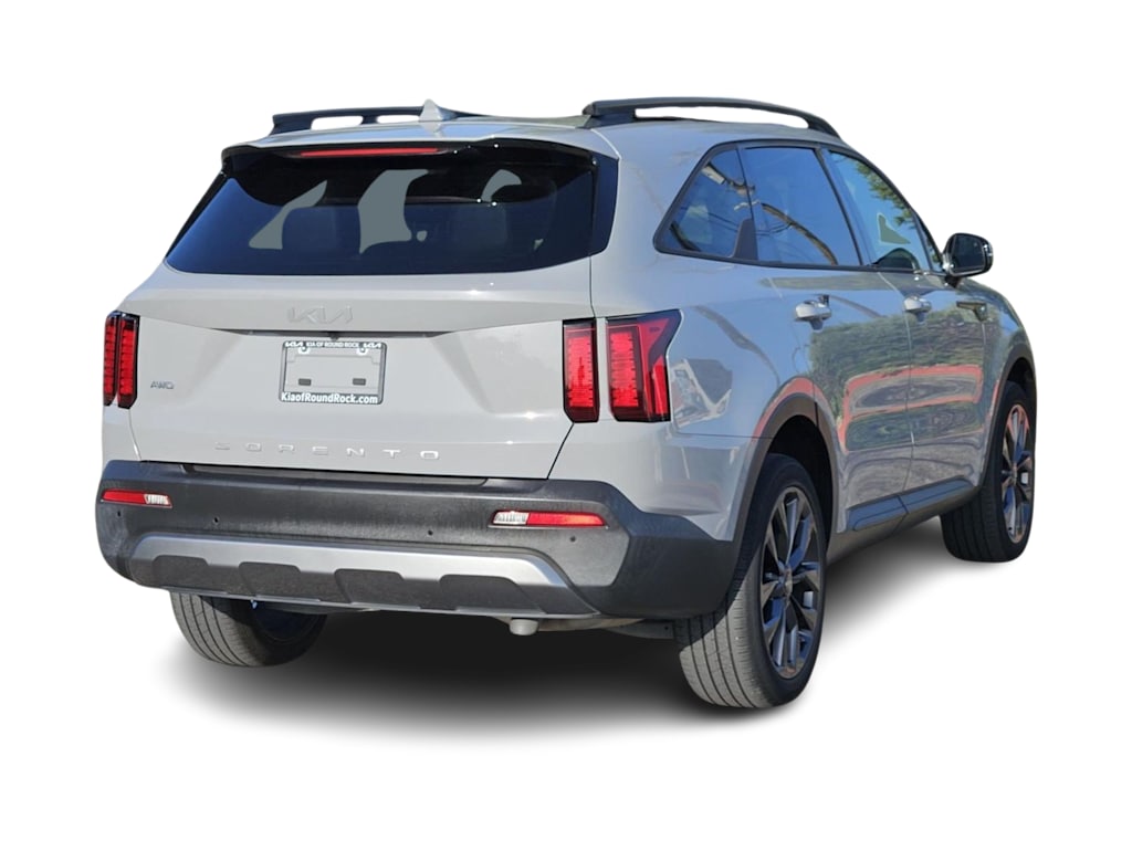 Thumbnail: 2022 Kia Sorento - 18