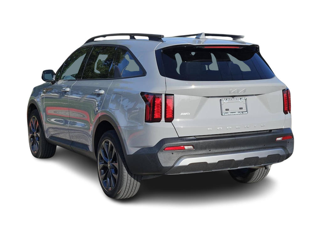 Thumbnail: 2022 Kia Sorento - 4