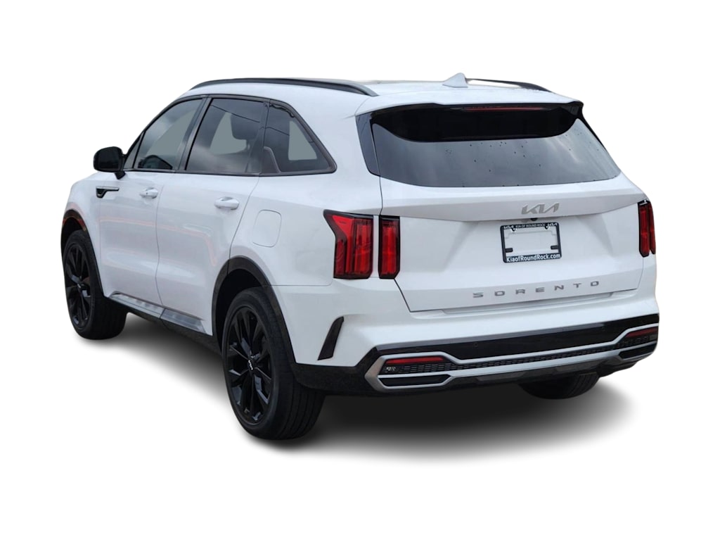 Thumbnail: 2022 Kia Sorento - 4