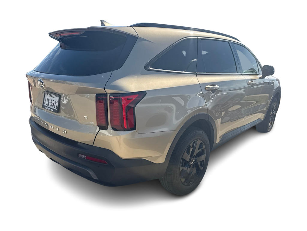 Thumbnail: 2021 Kia Sorento - 8