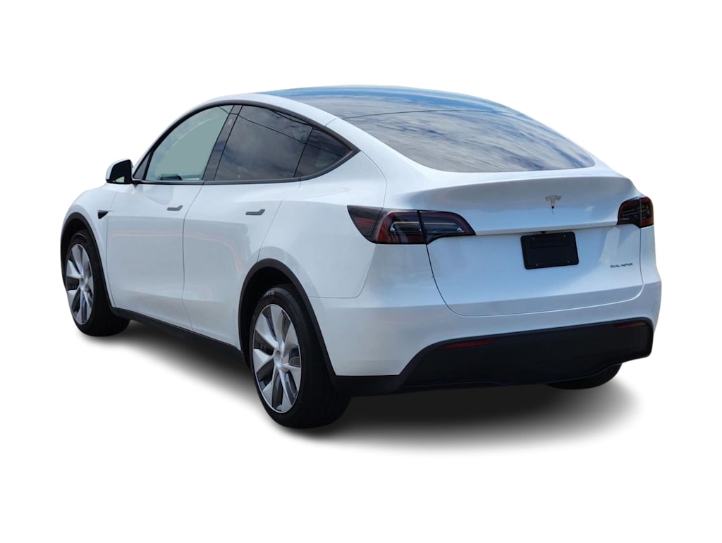 Thumbnail: 2023 Tesla Model Y - 4