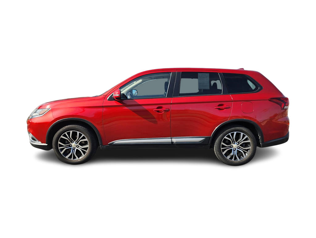 Thumbnail: 2018 Mitsubishi Outlander - 3