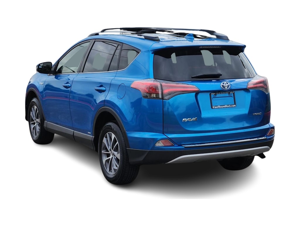 Thumbnail: 2018 Toyota RAV4 - 4