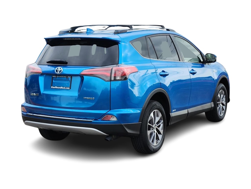 Thumbnail: 2018 Toyota RAV4 - 18