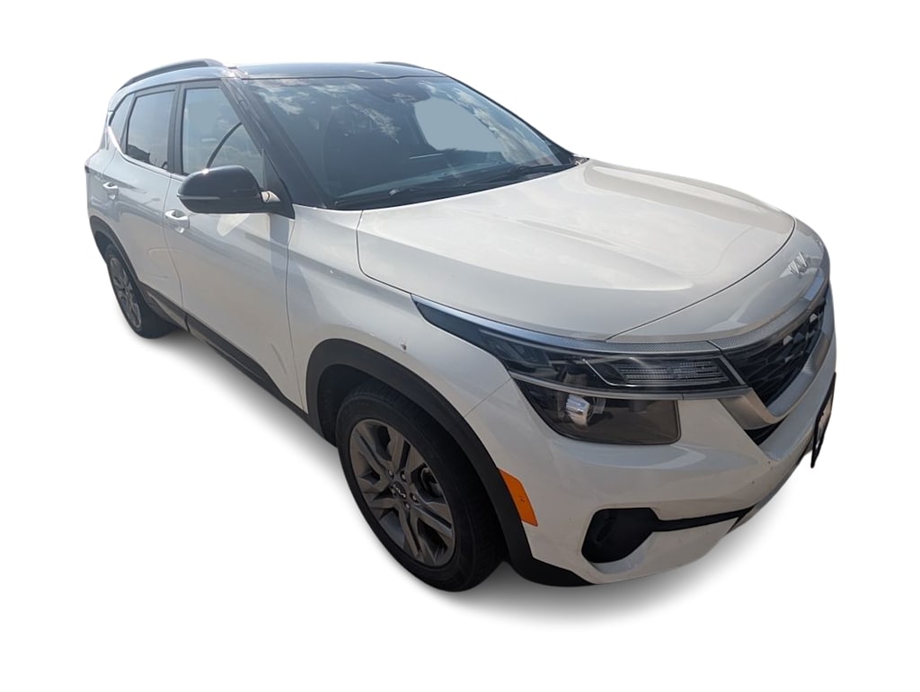 Thumbnail: 2023 Kia Seltos - 9