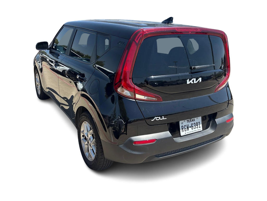 Thumbnail: 2022 Kia Soul - 2