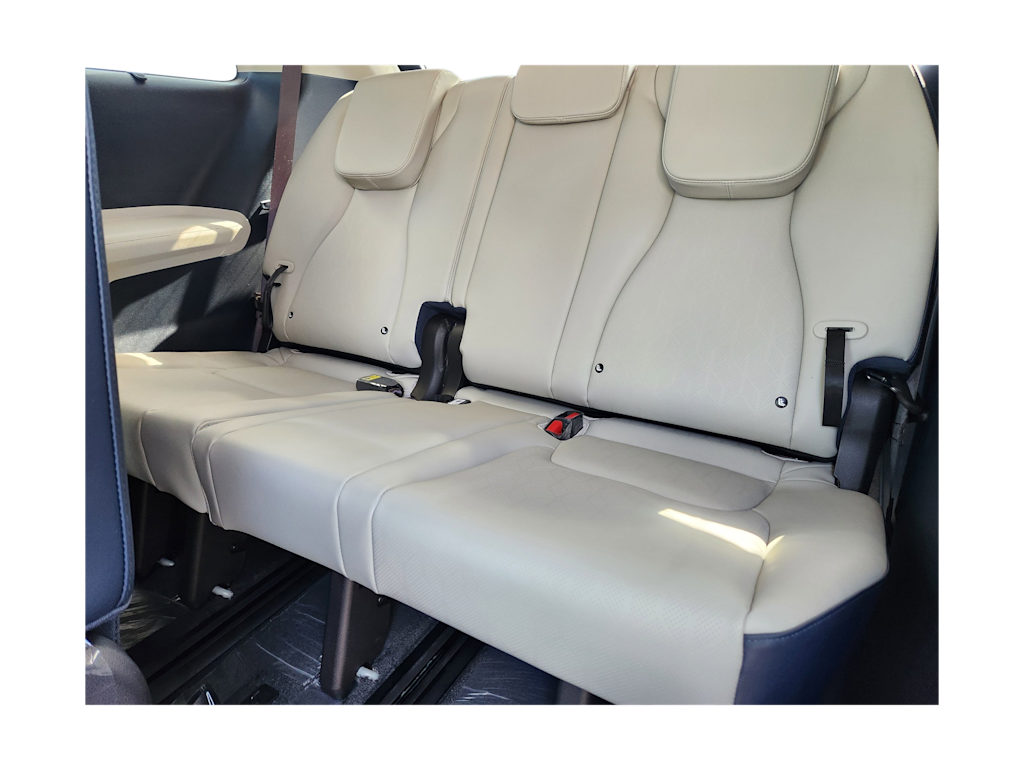 Thumbnail: 2026 Kia Carnival - 30