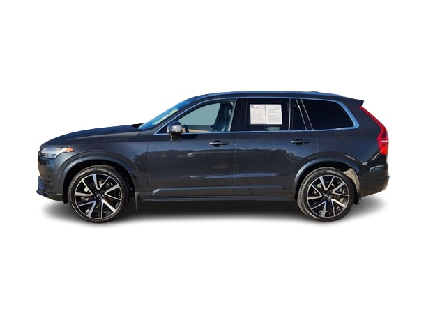 2022 Volvo XC90 T6 Momentum 3