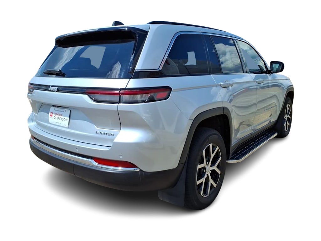 Thumbnail: 2025 Jeep Grand Cherokee - 16